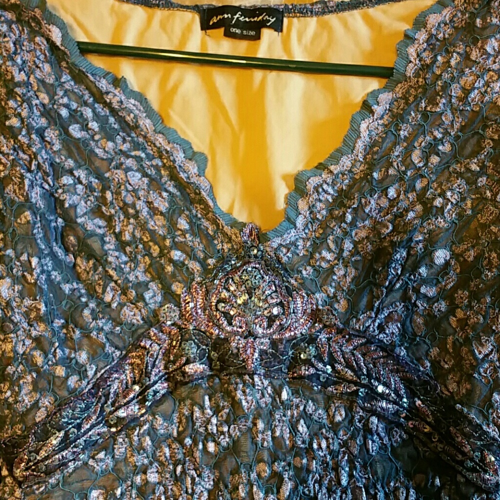 Ann Ferriday pretty blue purple top